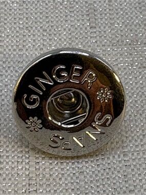 Lapel Pin -Ginger Snaps & Co. Snap Button Charm Base - Oh Snap!